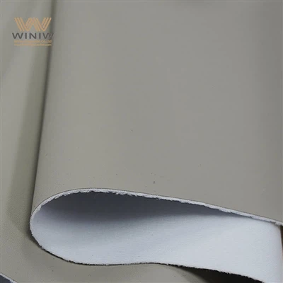 Cum să curățați corect o canapea din piele din microfibră